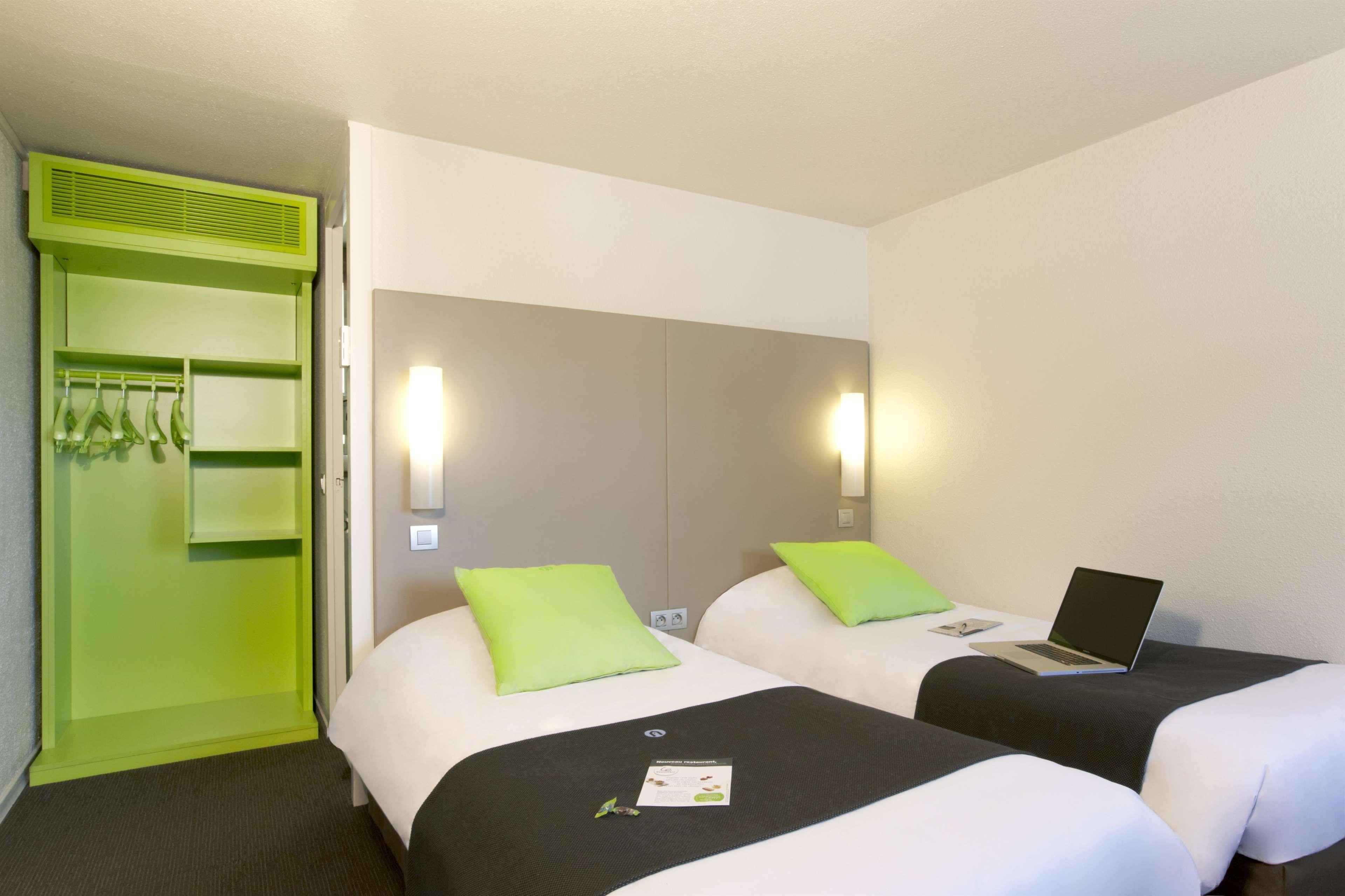 Campanile Brest - Gouesnou Aeroport Hotel Værelse billede