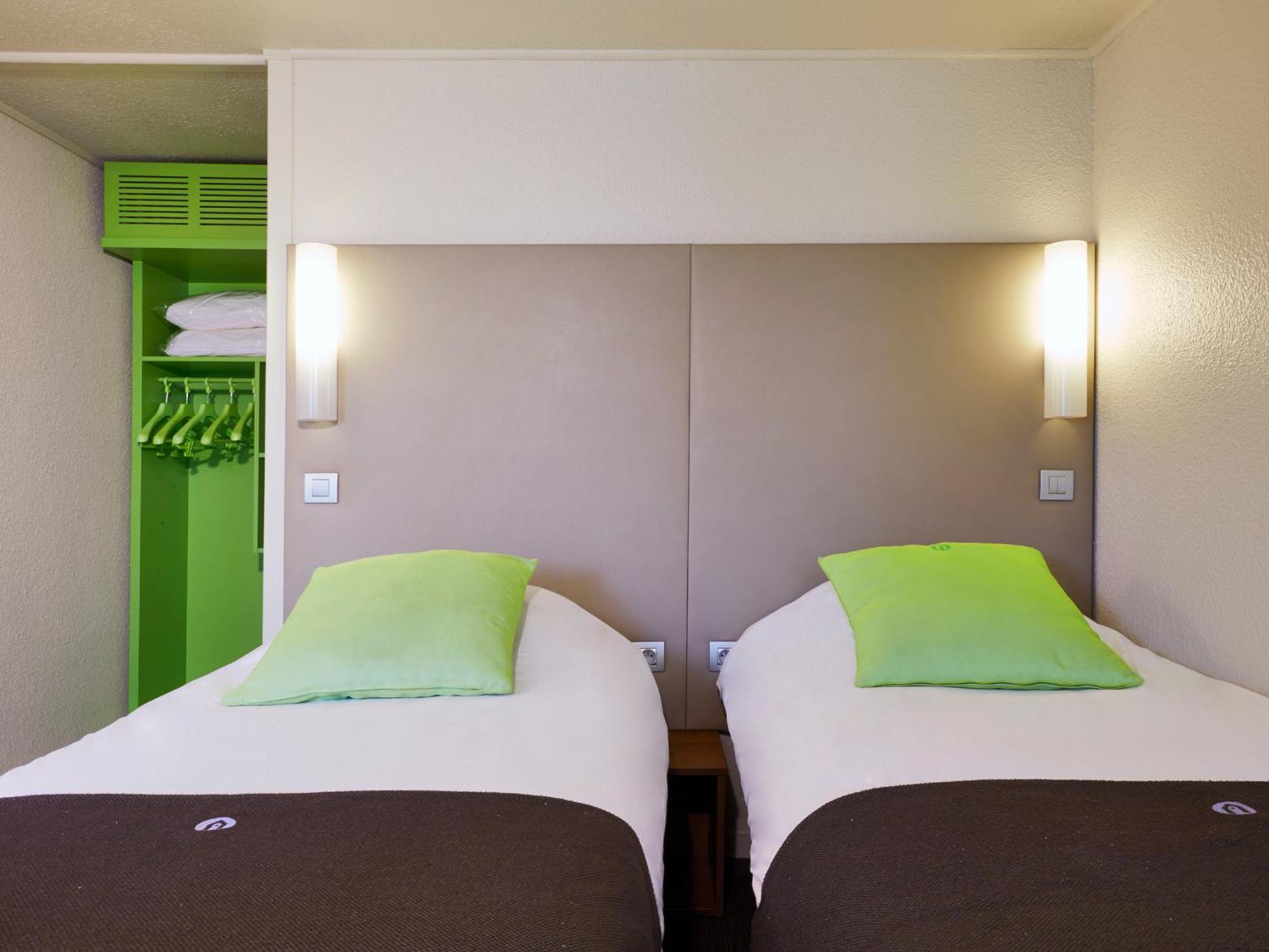Campanile Brest - Gouesnou Aeroport Hotel Værelse billede